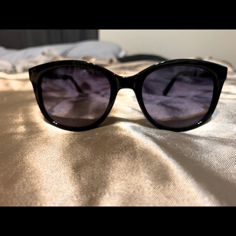 Tommy Hilfiger Olivia Sunglasses